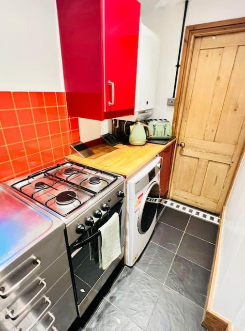 Cosy Cottage In Central Reading Free Parking & Fast Wifi Екстер'єр фото