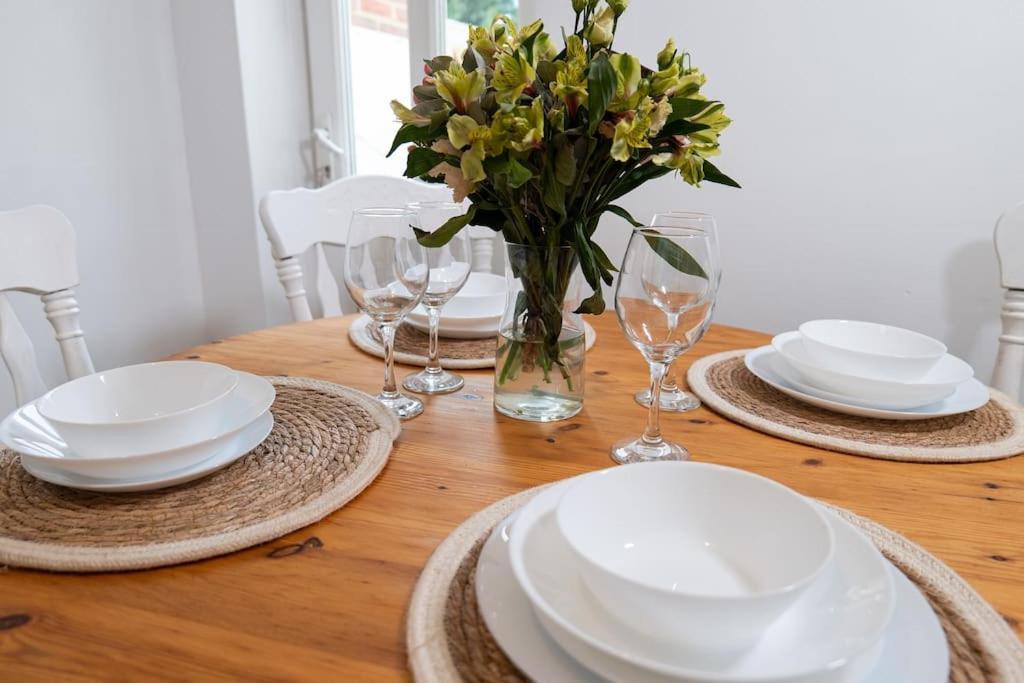 Cosy Cottage In Central Reading Free Parking & Fast Wifi Екстер'єр фото