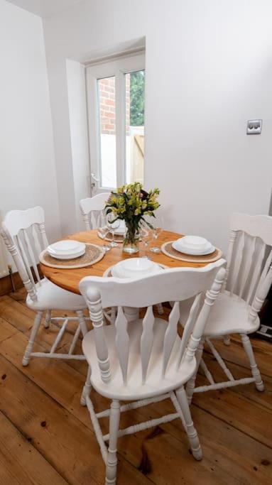 Cosy Cottage In Central Reading Free Parking & Fast Wifi Екстер'єр фото